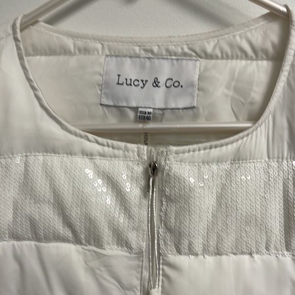White puffer jacket - Picture 2 of 5